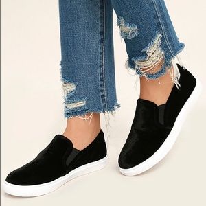 Steve Madden Ecntrcv Velvet Slip On Sneakers